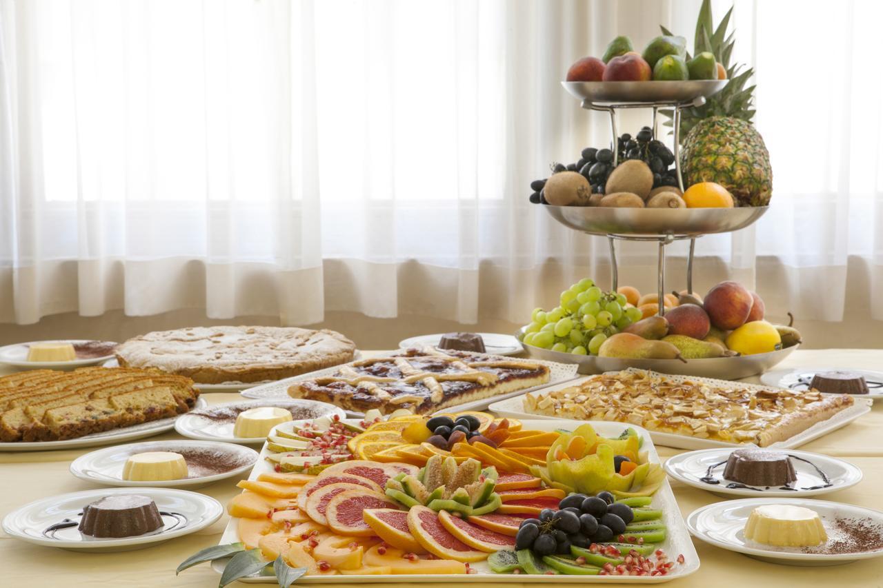 Hotel Alfa Tao 리치오네 외부 사진