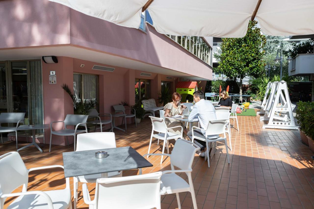Hotel Alfa Tao 리치오네 외부 사진